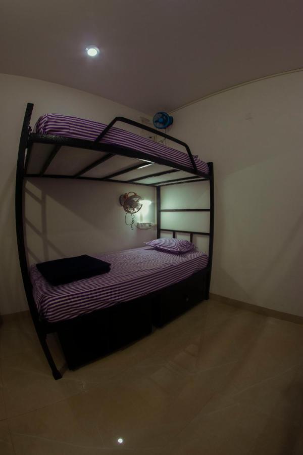 Bonds Hostel Candolim Kültér fotó