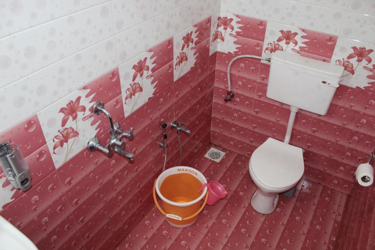 Bonds Hostel Candolim Kültér fotó